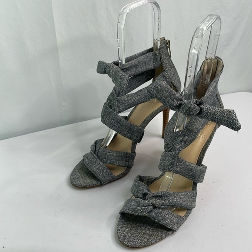 Vince Camuto Chania fabric, Wood heel ankle bow zip back heels